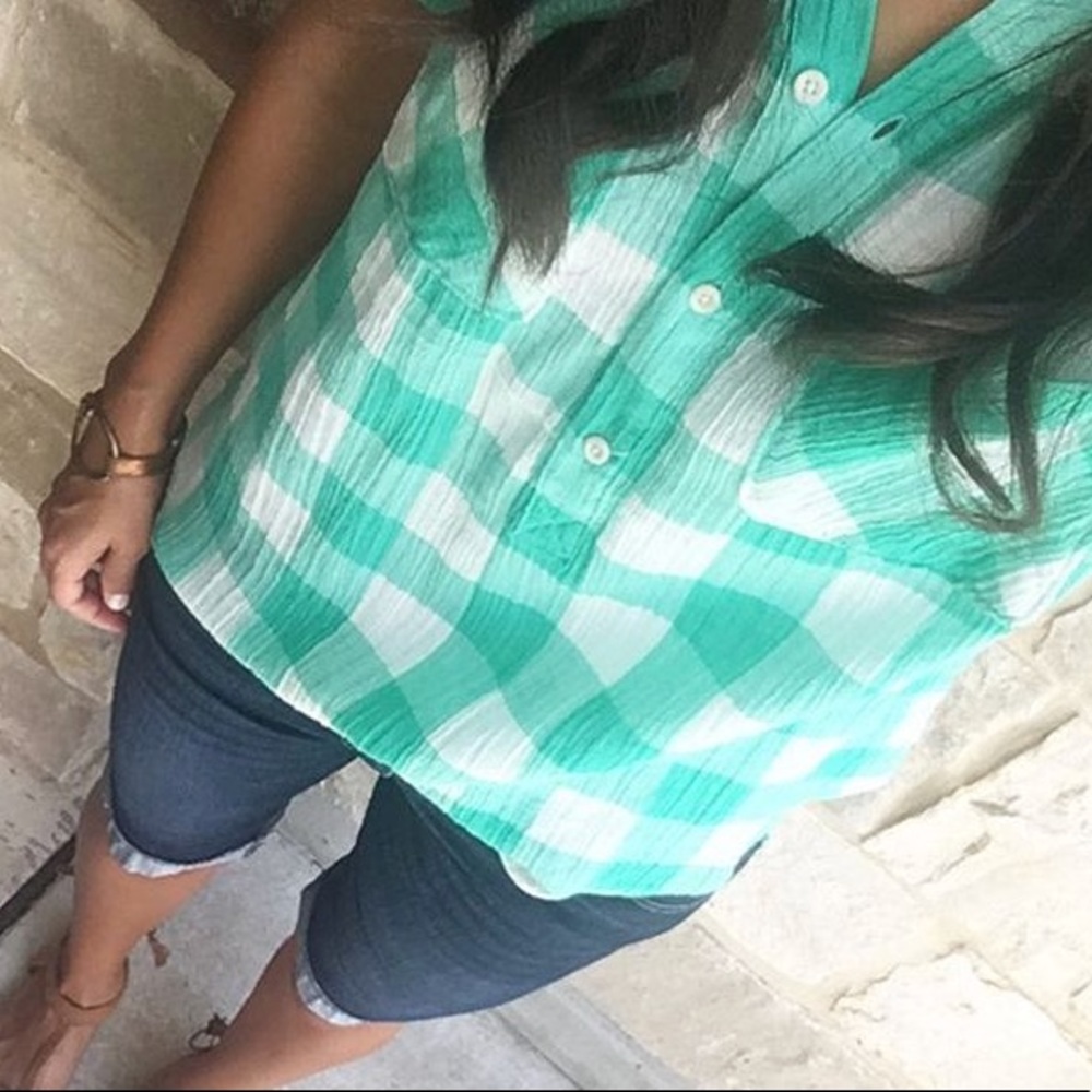 Green and white gingham top